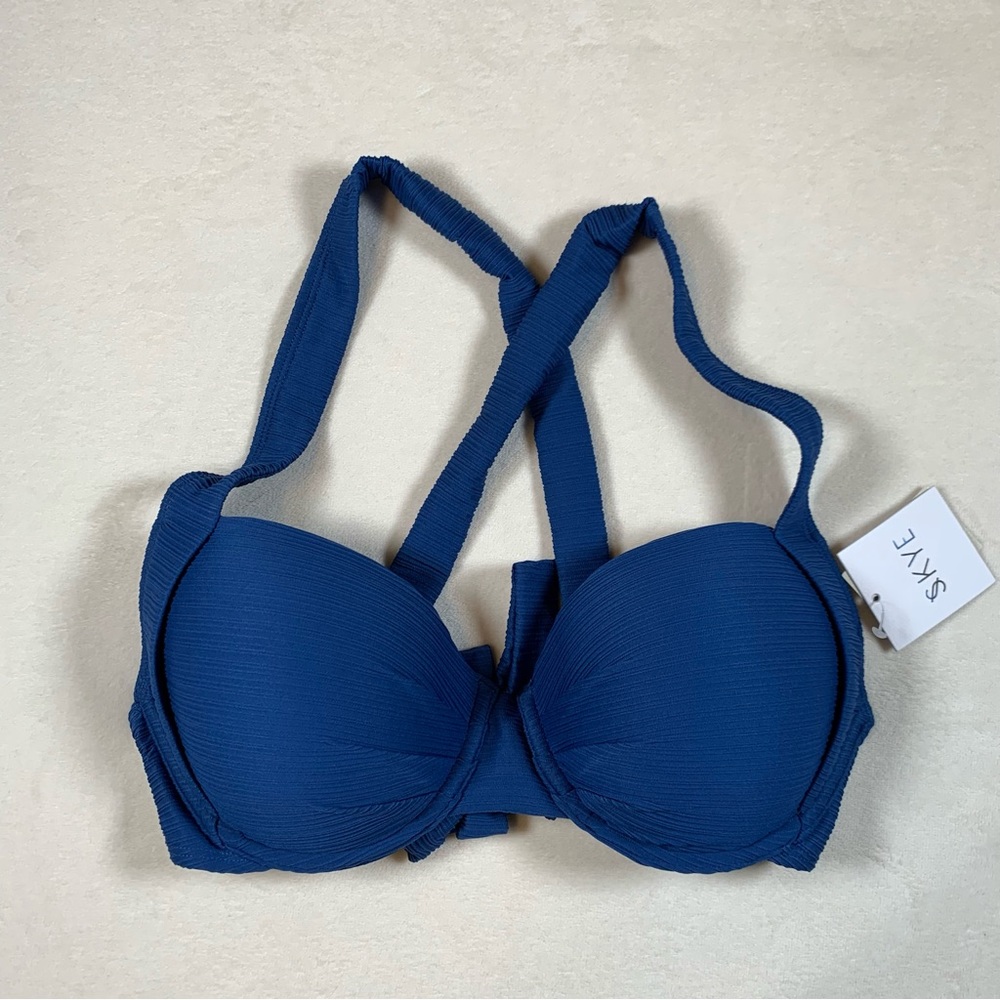 SKYE Scarlett Underwire Swimsuit Bikini Top, Small